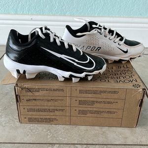 Nike vapor cleats, light use, great for baseball